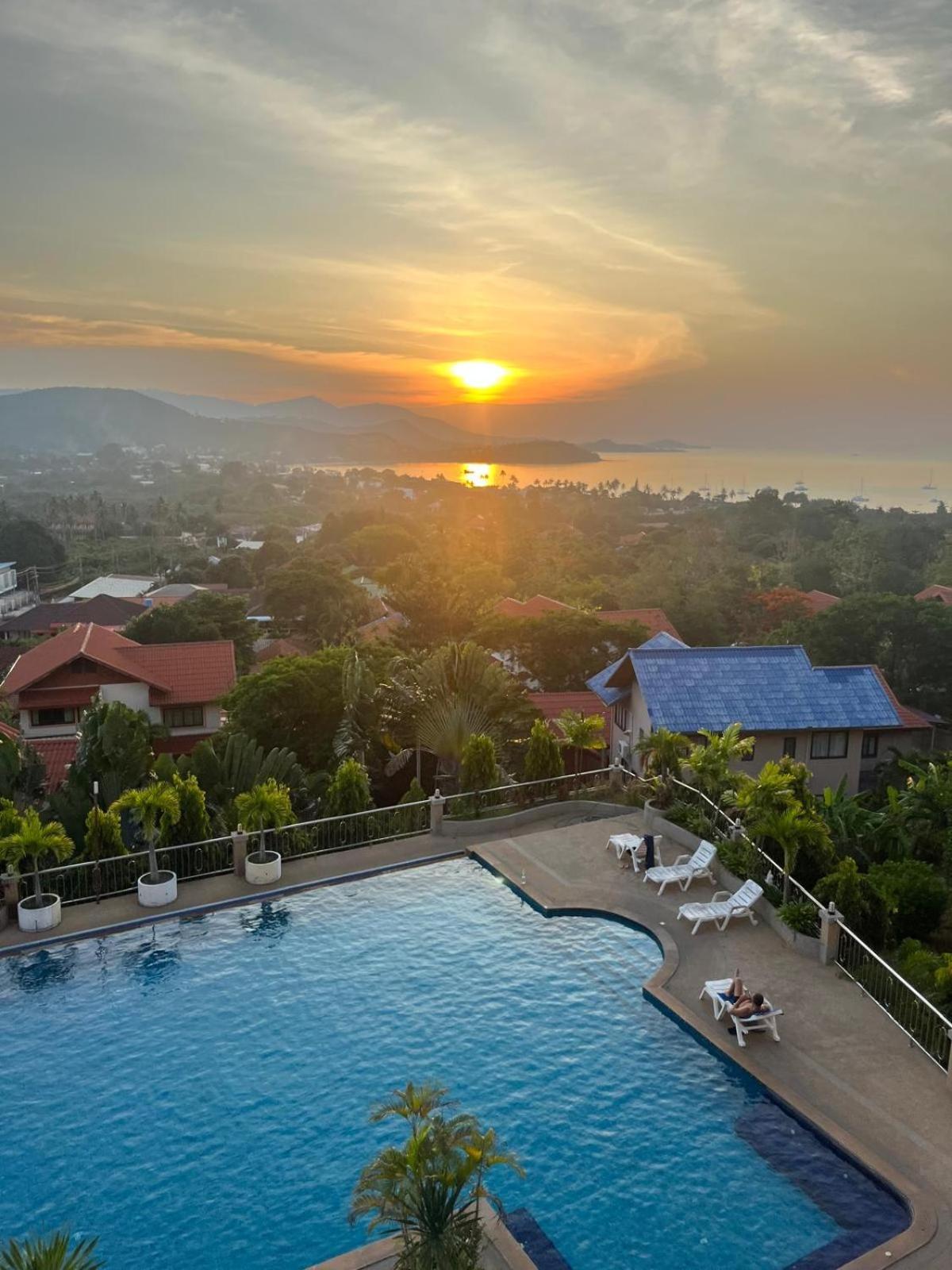 Grand Vue Mer, Sunset!!! *